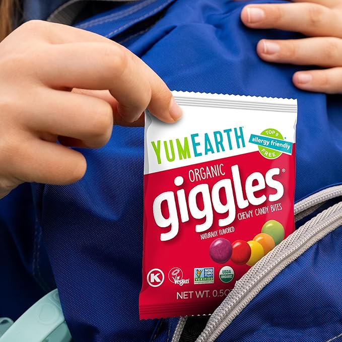YumEarth Organic Giggles Chewy Candy – Allergy Friendly, No Artificial Dyes, Non GMO, Gluten Free, Fruit Flavored, Vegan Candy Snacks with No Artificial Flavors, 0.5 oz (Pack of 120)